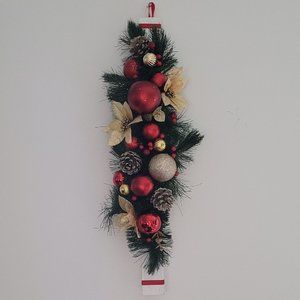 NEW Christmas Wall Hanging